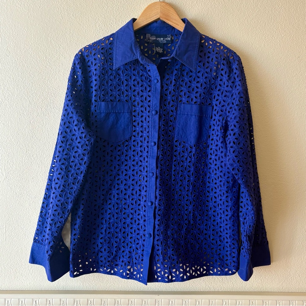 Susan Graver Style Eyelet Top Women’s M Purple Blue Shirt 100% Cotton Button Up